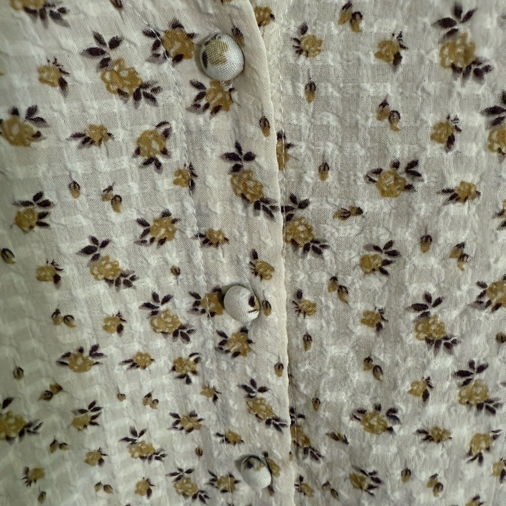 Floral Print Women's Top with Ruffles, size L - Picture 4 of 6